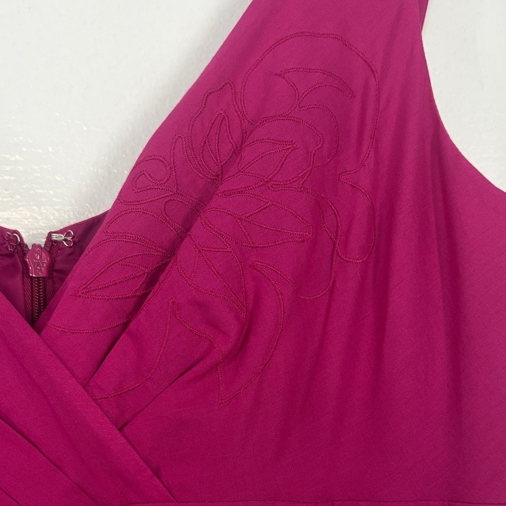Jones Wear Sleeveless Fuchsia Midi Dress - Picture 4 of 10